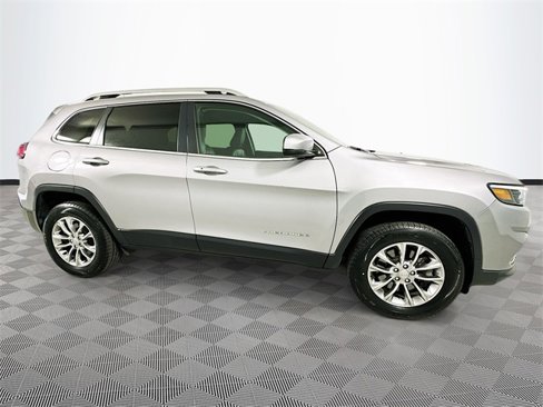 Used 2020 Jeep Cherokee Latitude Plus w/ Cold Weather Group image 8