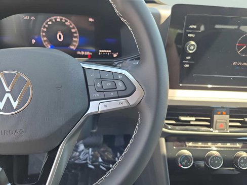New 2025 Volkswagen Taos S image 18
