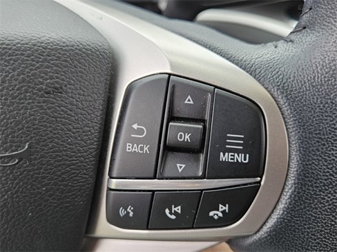 Used 2022 Ford Explorer XLT w/ Equipment Group 202A image 26