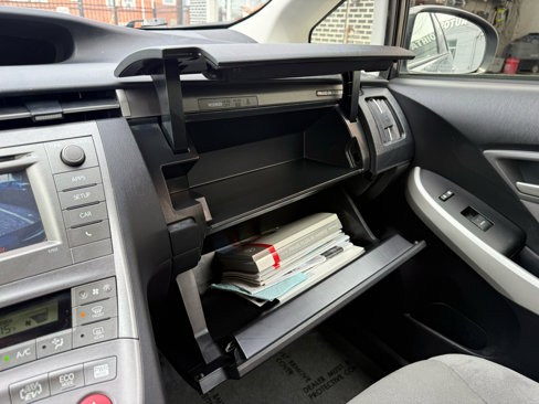 Used 2015 Toyota Prius Prime Advanced image 21