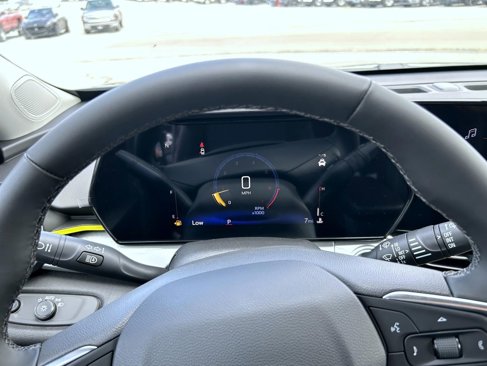 New 2026 Chevrolet Trax LT w/ Driver Confidence Package image 14