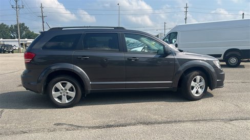 Used 2016 Dodge Journey SE w/ Flexible Seating Group image 2