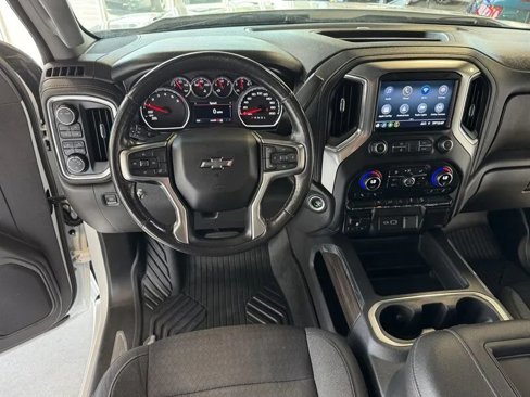 Used 2021 Chevrolet Silverado 1500 RST image 15