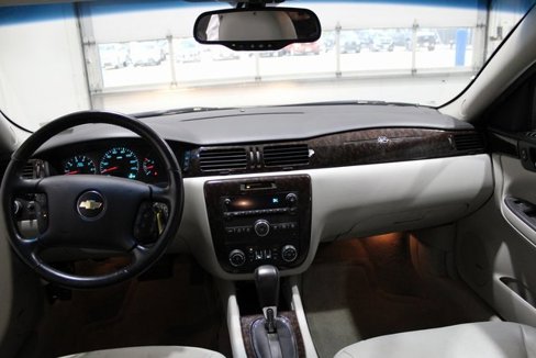 Used 2013 Chevrolet Impala LT w/ Luxury Edition Package image 12
