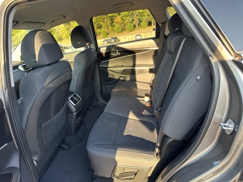 Used 2019 Kia Sorento LX w/ LX V6 Convenience Package image 16