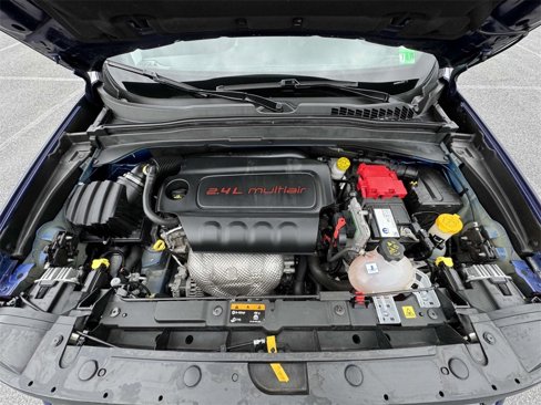 Certified 2020 Jeep Renegade Altitude image 13