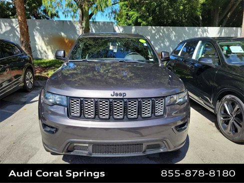 Used 2020 Jeep Grand Cherokee Altitude image 6