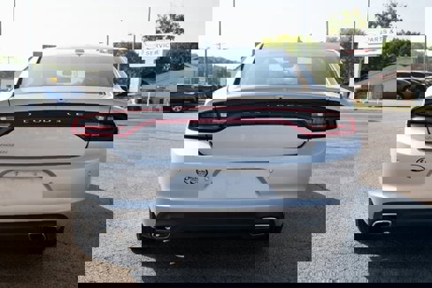 Used 2023 Dodge Charger SXT image 4