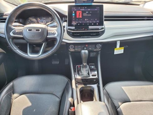 Used 2022 Jeep Compass Limited image 20