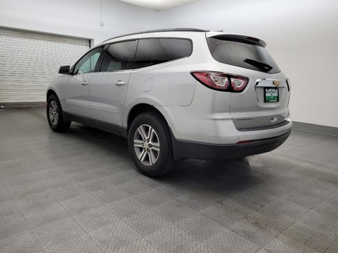Used 2017 Chevrolet Traverse LT image 5