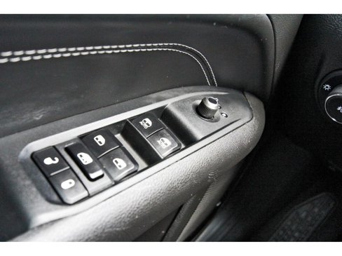 Used 2024 Jeep Compass Latitude w/ Altitude Special Edition image 19