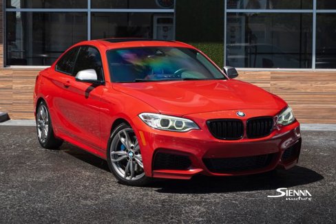 Used 2015 BMW M235i Coupe image 1