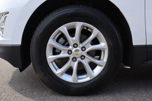 Used 2018 Chevrolet Equinox LT image 23