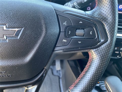 Used 2024 Chevrolet Trax RS w/ Sunroof Package image 39