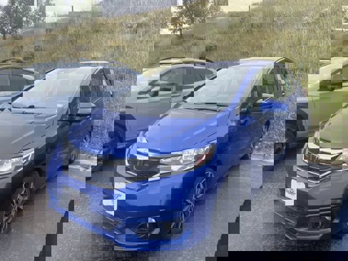 Used 2019 Honda Fit EX image 2