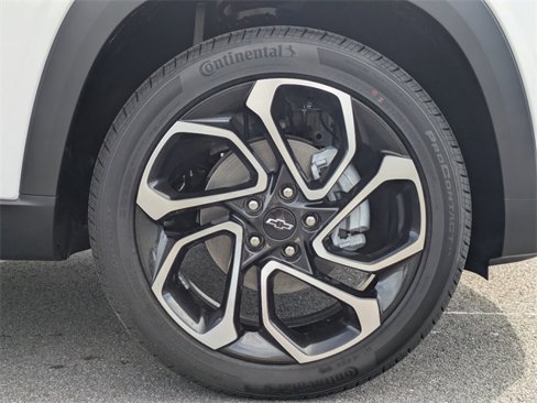New 2025 Chevrolet Trax RS w/ Driver Confidence Package image 12