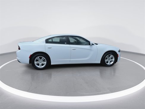 Used 2022 Dodge Charger SXT image 9