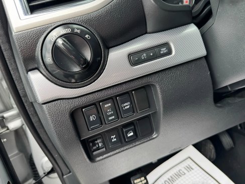 Used 2017 Nissan Titan PRO-4X image 17