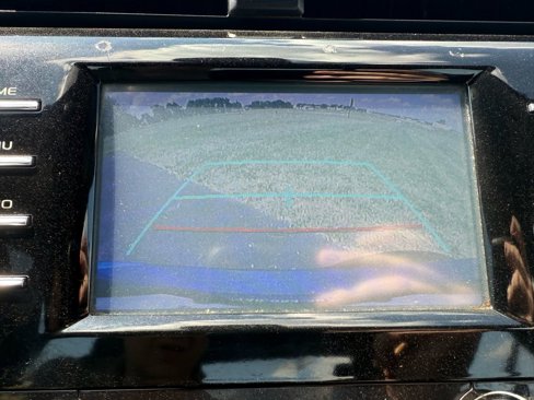 Used 2019 Toyota Camry SE image 12