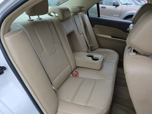 Used 2012 Ford Fusion SEL image 15