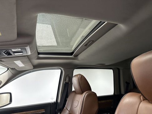 Used 2014 RAM 1500 Laramie Longhorn image 7