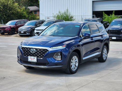 Used 2019 Hyundai Santa Fe SE image 8