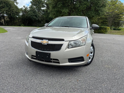 Used 2013 Chevrolet Cruze LS image 5