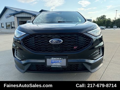 Used 2019 Ford Edge ST image 31