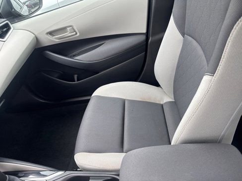Used 2024 Toyota Corolla LE image 8