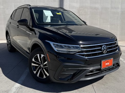 Used 2022 Volkswagen Tiguan S image 1