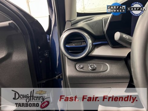 Used 2024 Chevrolet Trax LT w/ Sunroof Package image 28