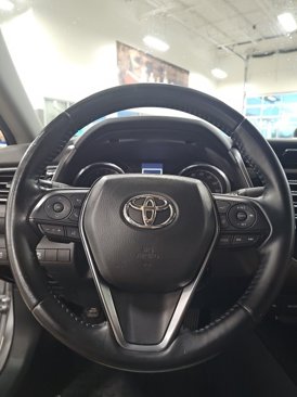 Used 2020 Toyota Camry SE image 14