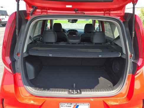 Used 2022 Kia Soul Turbo image 5