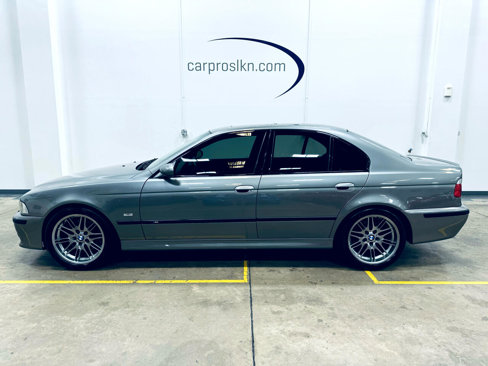 Used 2002 BMW M5 image 5