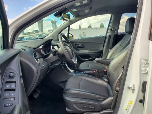 Certified 2022 Chevrolet Trax LT w/ Sport Edition image 20