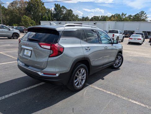 Used 2024 GMC Terrain SLT image 5