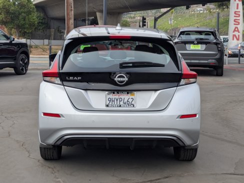 Certified 2024 Nissan Leaf S image 7