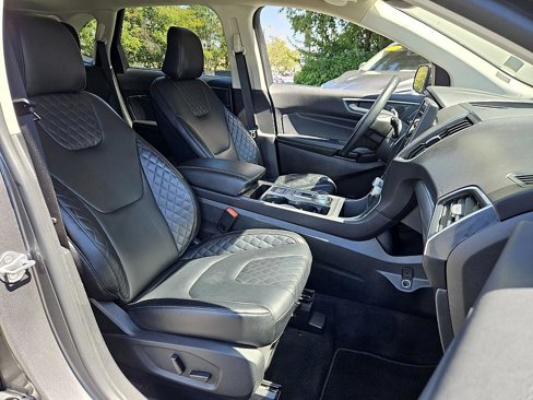 Used 2024 Ford Edge Titanium image 16
