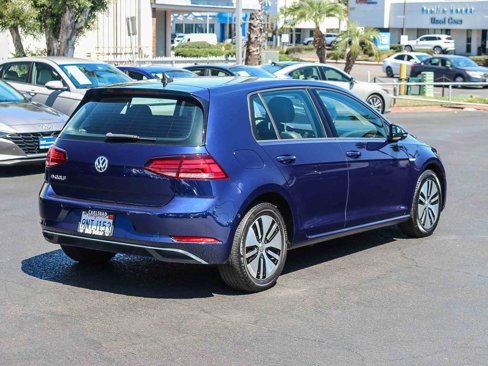 Used 2019 Volkswagen e-Golf SEL Premium image 8