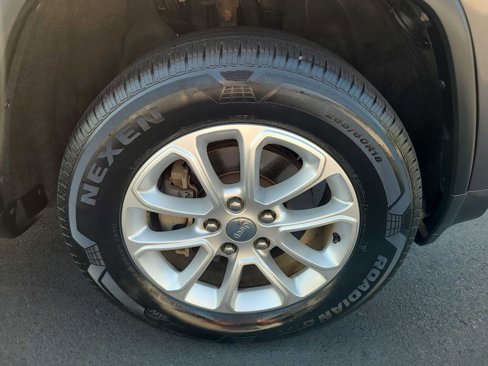 Used 2015 Jeep Grand Cherokee Laredo w/ Quick Order Package 23E image 34