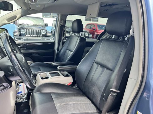 Used 2012 Chrysler Town & Country Touring w/ Entertainment Group #1 image 11