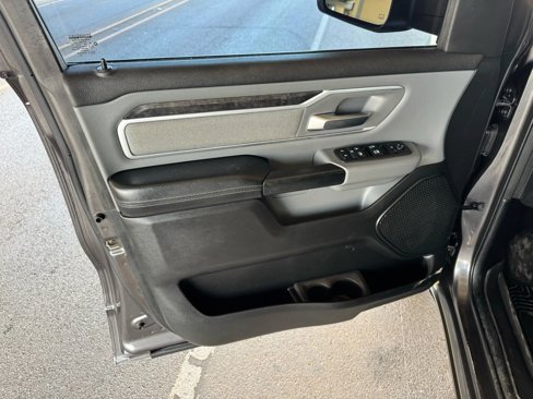Used 2021 RAM 1500 Big Horn image 11