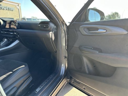 New 2024 Dodge Hornet GT image 9