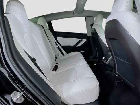 Used 2020 Tesla Model 3 Standard Range image 27