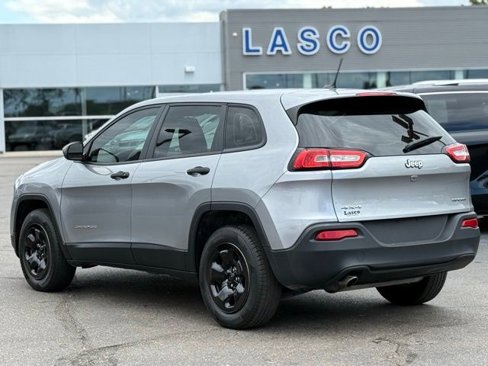 Used 2016 Jeep Cherokee Sport w/ Cold Weather Group image 42