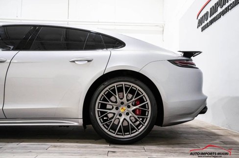 Used 2019 Porsche Panamera GTS w/ Premium Package Plus image 20