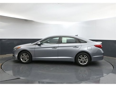 Used 2015 Hyundai Sonata SE image 4