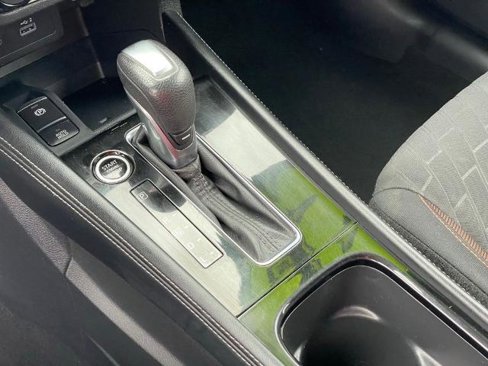 Certified 2023 Nissan Kicks SR image 21