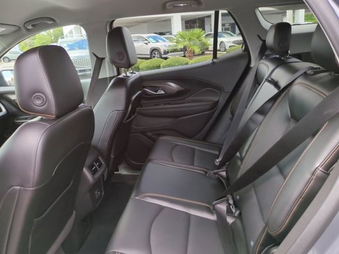Used 2020 GMC Terrain SLT w/ Preferred Package image 13
