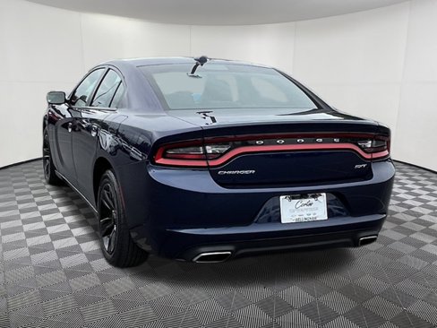 Used 2015 Dodge Charger SXT image 4